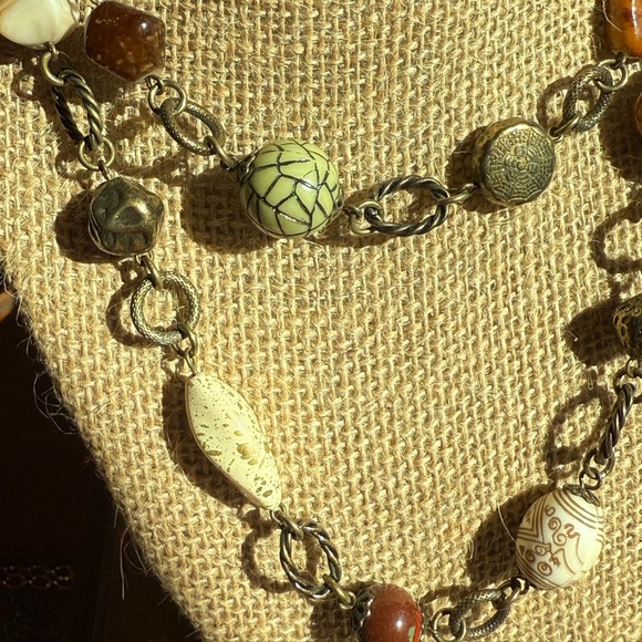Multicolor Beaded Necklace - Picture 3 of 3